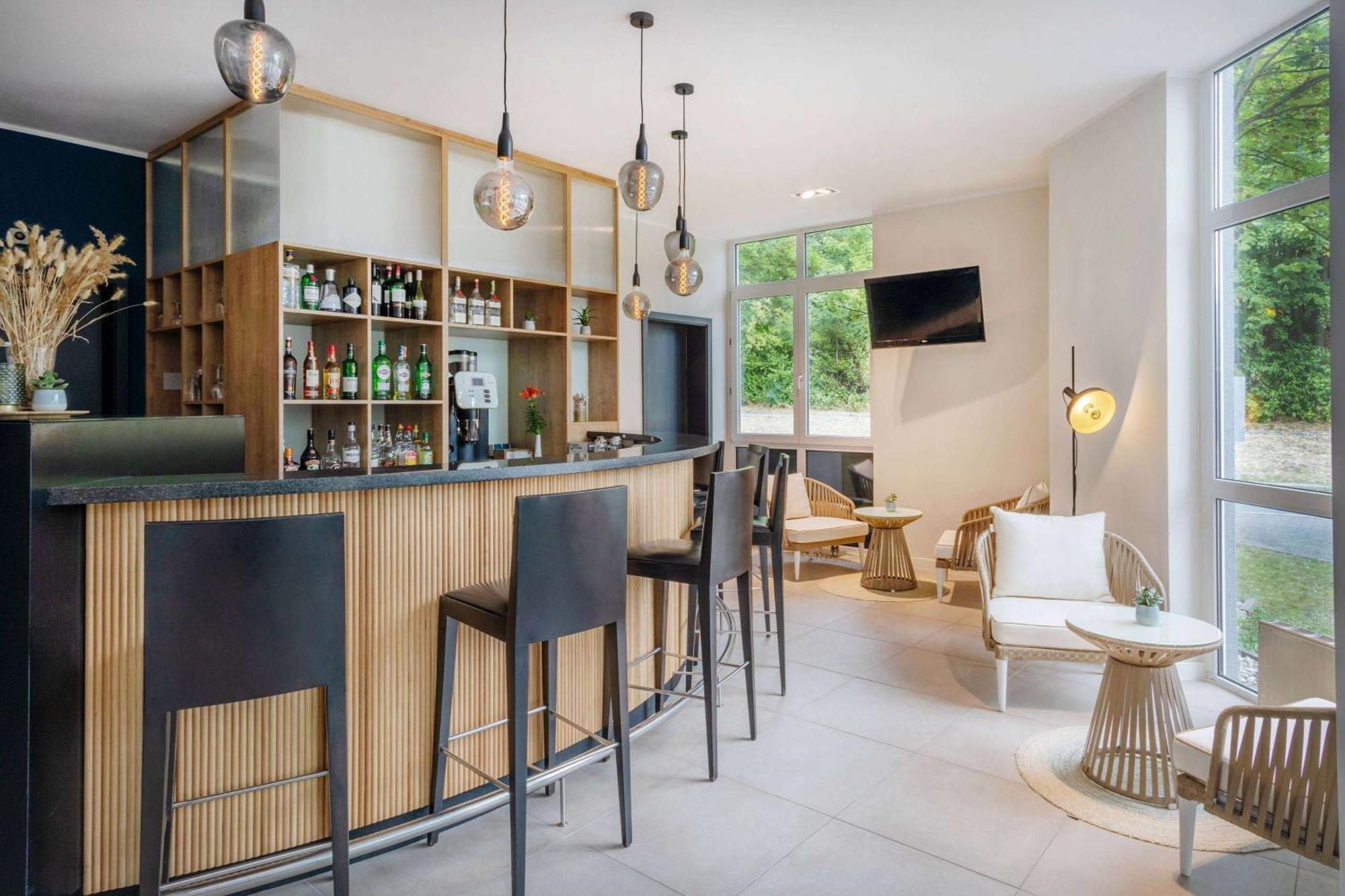 Hotel Bochum Wattenscheid Affiliated By Melia Bagian luar foto