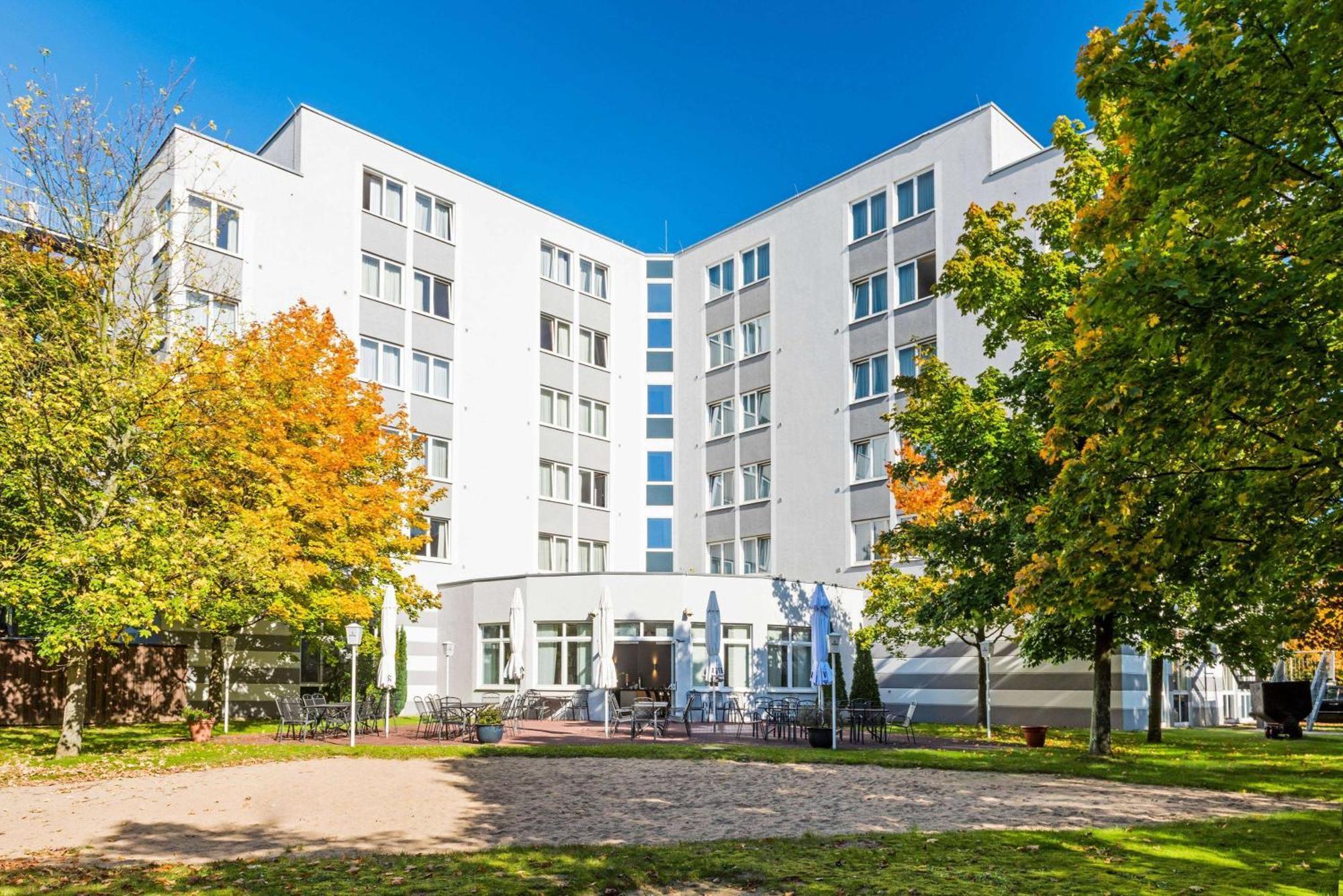Hotel Bochum Wattenscheid Affiliated By Melia Bagian luar foto