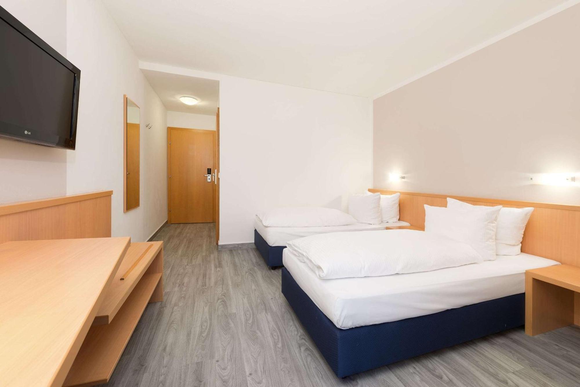 Hotel Bochum Wattenscheid Affiliated By Melia Bagian luar foto