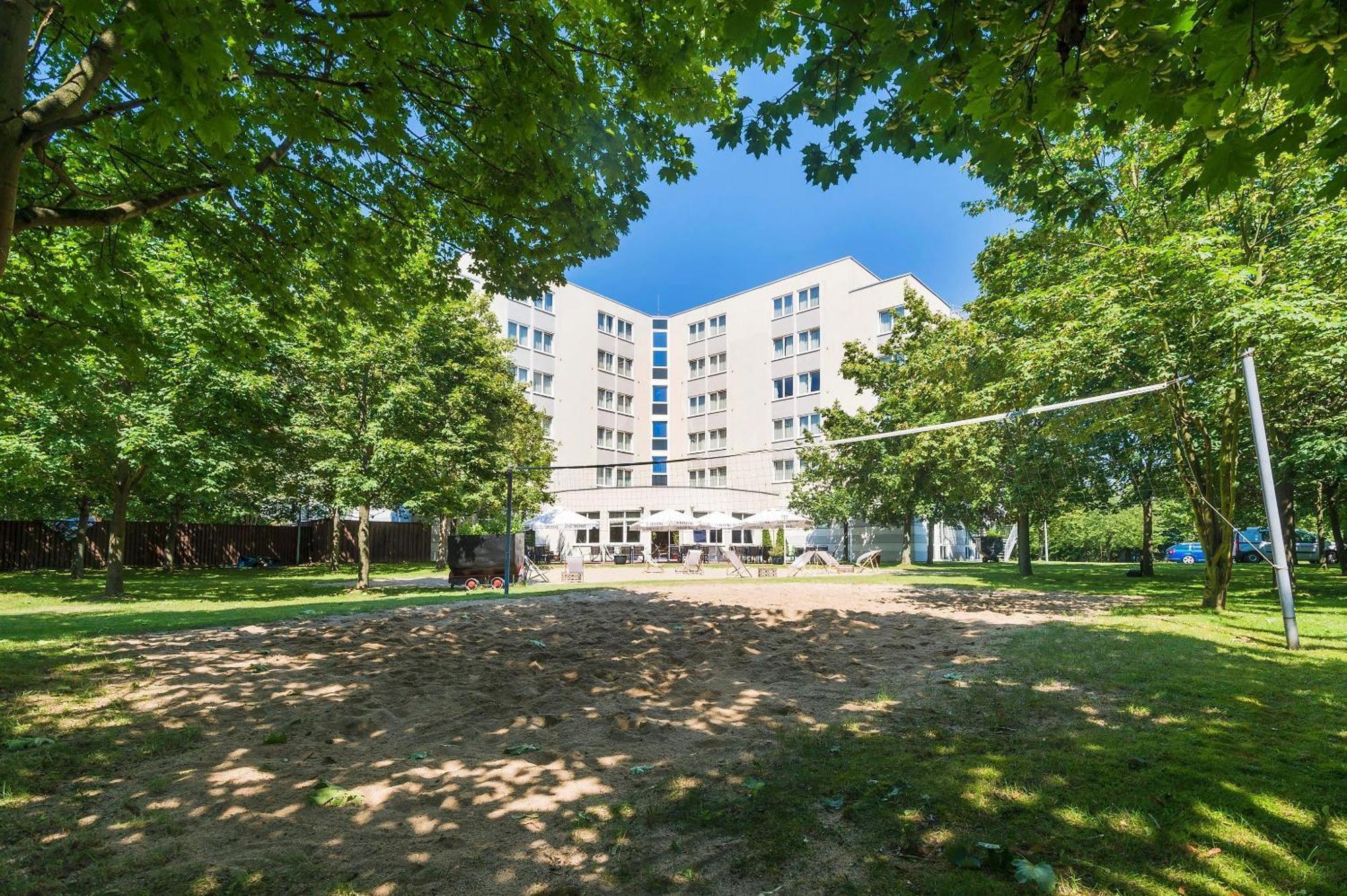 Hotel Bochum Wattenscheid Affiliated By Melia Bagian luar foto