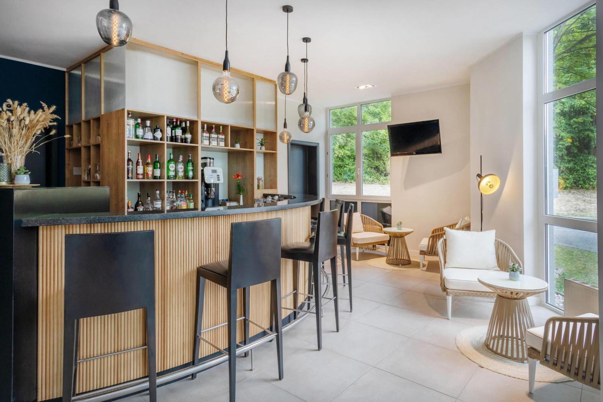 Hotel Bochum Wattenscheid Affiliated By Melia Bagian luar foto